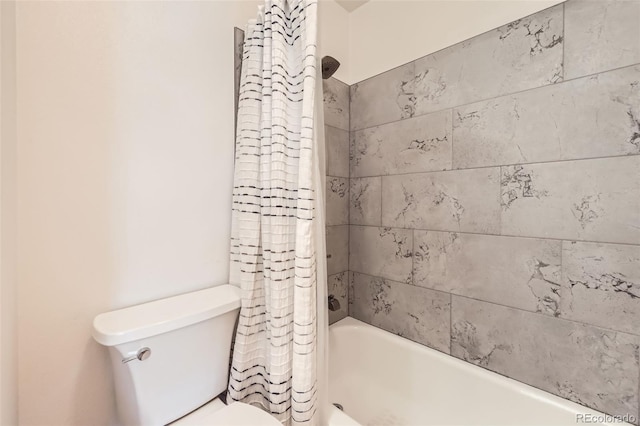 3734 Licorice Trl, Castle Rock, CO 80109 - full bathroom featuring toilet and shower / bath combo