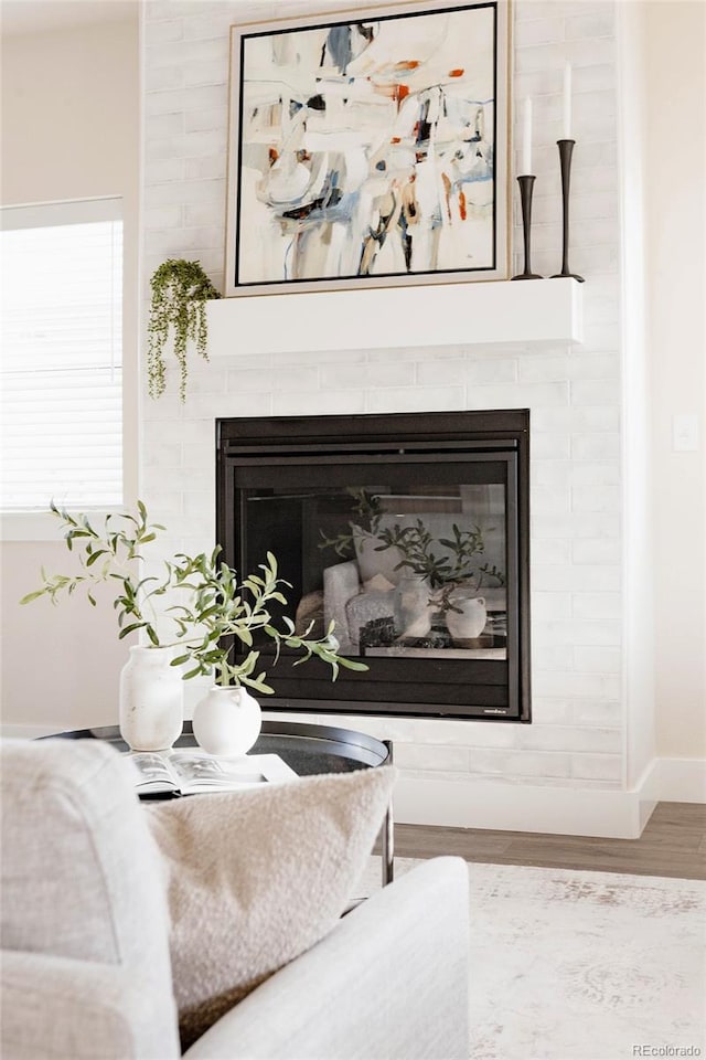 interior details with hardwood / wood-style flooring