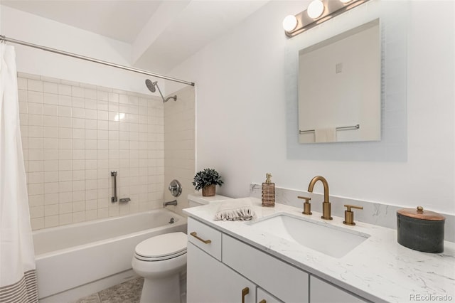 full bathroom with shower / tub combo with curtain, vanity, and toilet