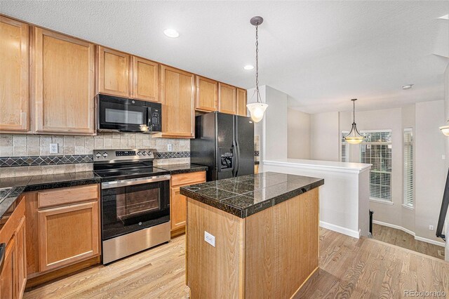 8735 E 29th Pl, Denver, CO 80238 - photo 9