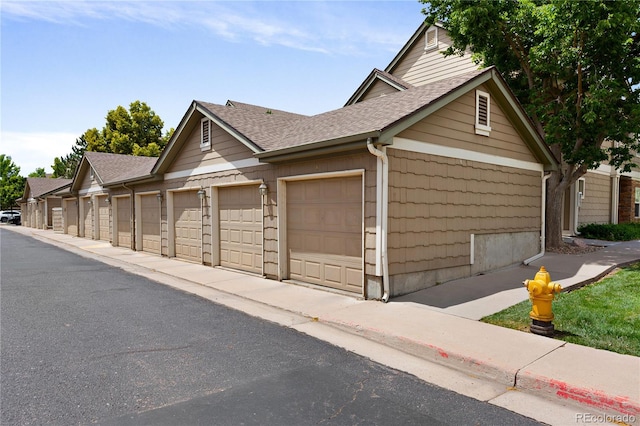 4385 S Balsam St Unit 5-104, Littleton, CO 80123 - view of garage