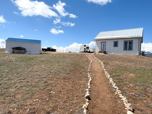 601 N Wood St, Silver Cliff, CO 81252 - view of yard with an outbuilding