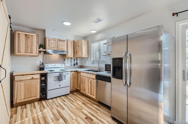 2204 Arikaree Ct, Loveland, CO 80538 - photo 8