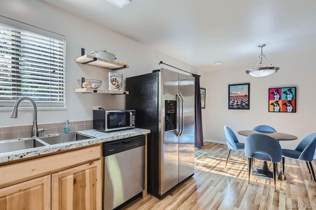 2204 Arikaree Ct, Loveland, CO 80538 - photo 11