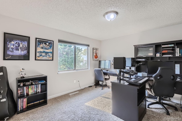 2204 Arikaree Ct, Loveland, CO 80538 - photo 19