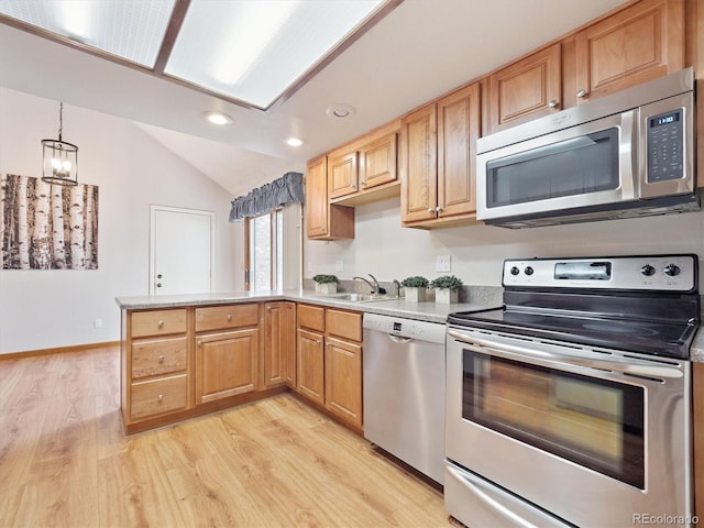 7721 S Cove Cir, Centennial, CO 80122 - photo 9