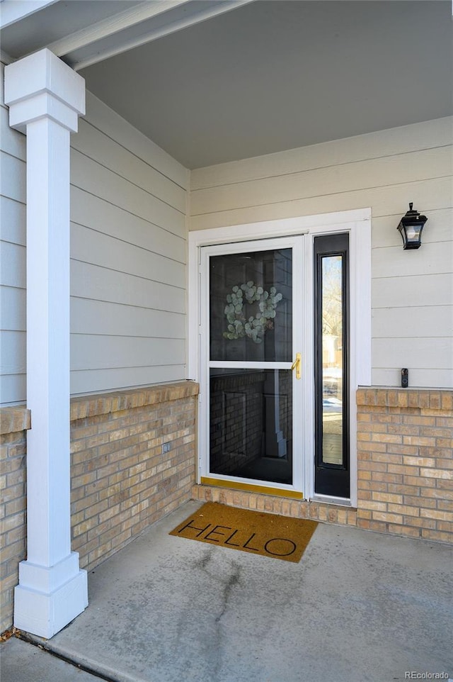 view of property entrance