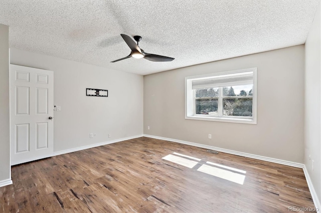 5429 S Waco St, Centennial, CO 80015 - photo 30