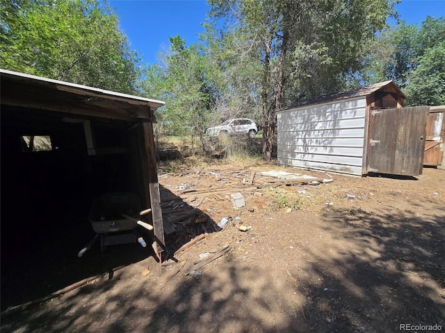 3350 S Eliot St, Englewood, CO 80110 - view of yard featuring a shed