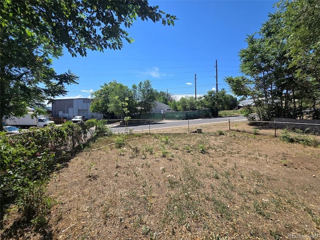 3350 S Eliot St, Englewood, CO 80110 - view of yard