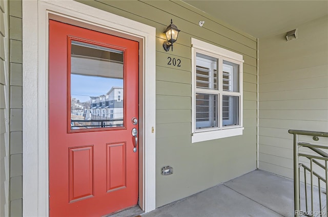 doorway to property featuring a porch