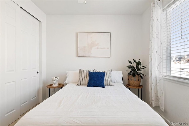 bedroom with a closet