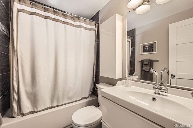 424 S Leyden St, Denver, CO 80224 - full bath with toilet, vanity, and shower / bath combo