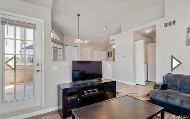 4760 S Wadsworth Blvd Unit C206, Littleton, CO 80123 - photo 5