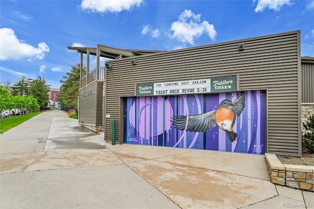 7076 S Spruce Dr W, Centennial, CO 80112 - view of garage