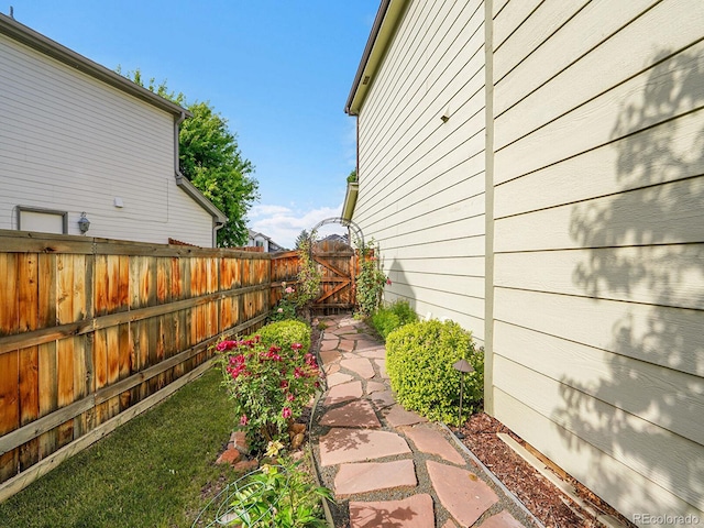 1052 Northampton Ct, Highlands Ranch, CO 80126 - view of yard featuring a gate