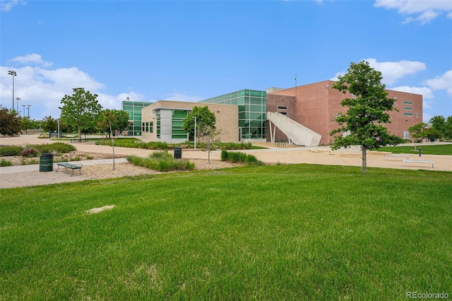 4760 Kittredge St, Denver, CO 80239 - surrounding community with a lawn