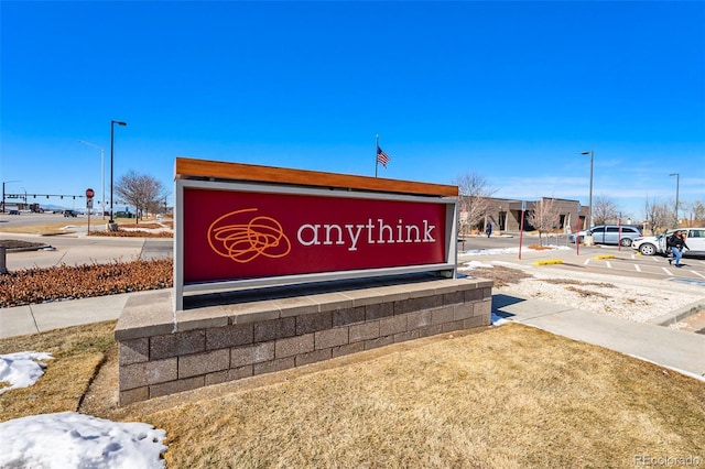 view of community / neighborhood sign