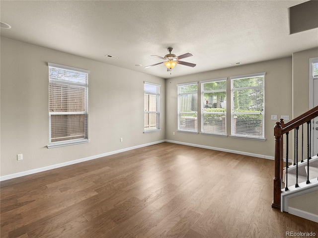 8983 E Nichols Pl, Centennial, CO 80112 - photo 9