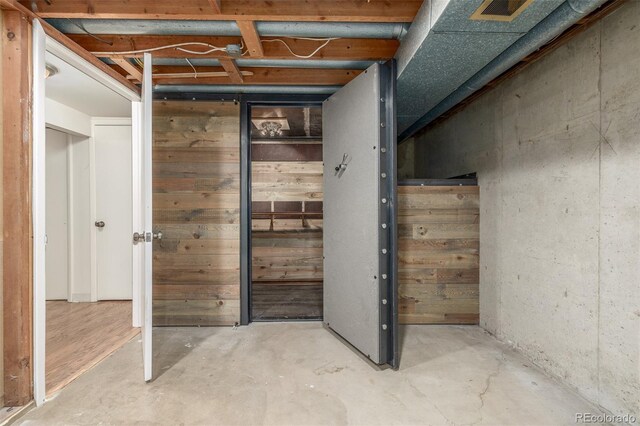 2644 S Krameria St, Denver, CO 80222 - view of unfinished below grade area
