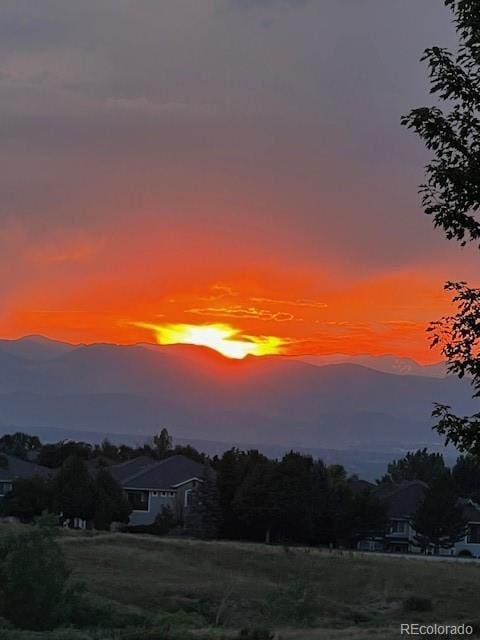 10258 Pennington Ln, Highlands Ranch, CO 80126 - view of mountain backdrop