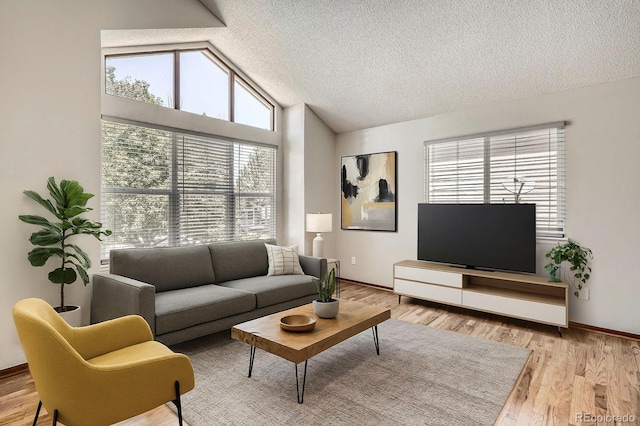 3718 S Truckee Way, Aurora, CO 80013