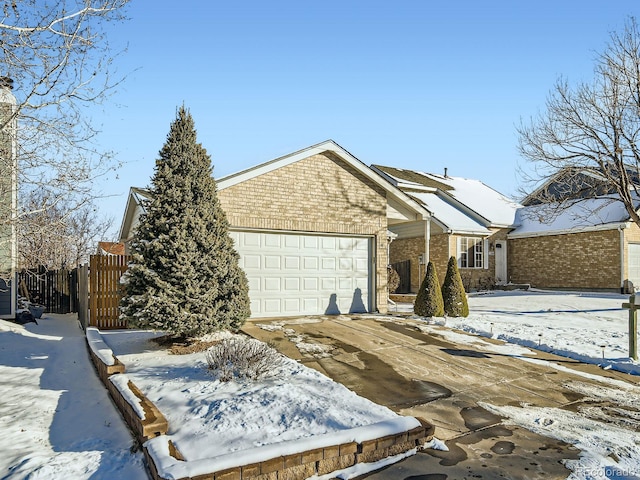 view of front facade featuring a garage