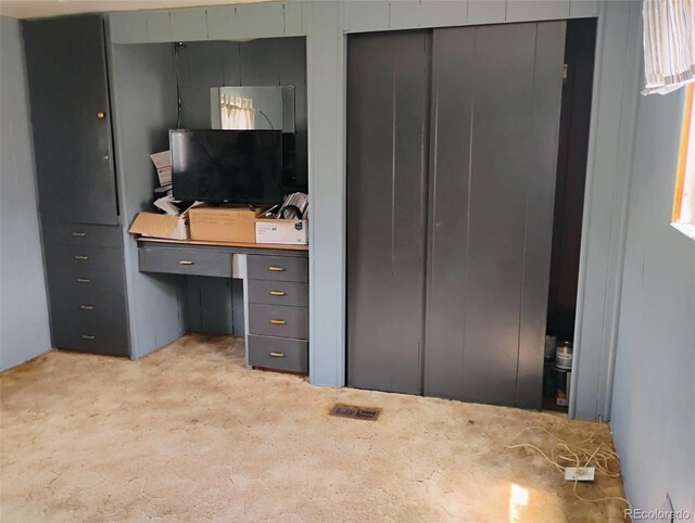 1011 Glen Creighton Dr, Dacono, CO 80514 - home office featuring light carpet