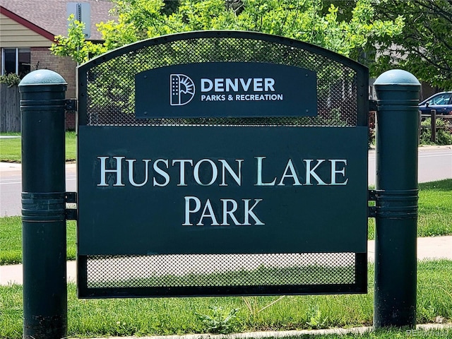 1211 S Zuni St, Denver, CO 80223 - view of community sign