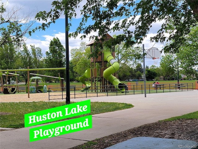 1211 S Zuni St, Denver, CO 80223 - view of communal playground