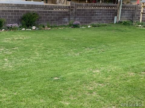 1903 Northmoor Ter, Pueblo, CO 81008 - view of yard