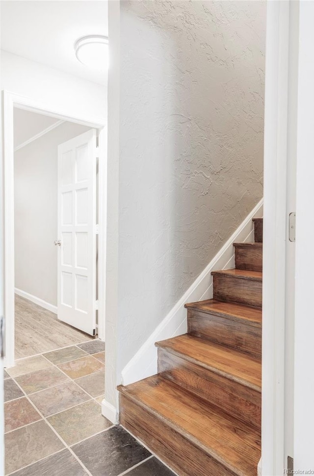 377 Pearl St Unit 5, Boulder, CO 80302 - stairway featuring baseboards