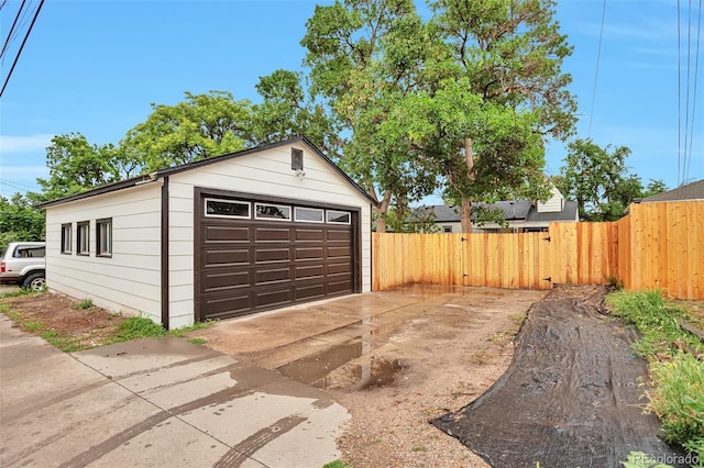 1325 Dayton St, Aurora, CO 80010 - view of detached garage