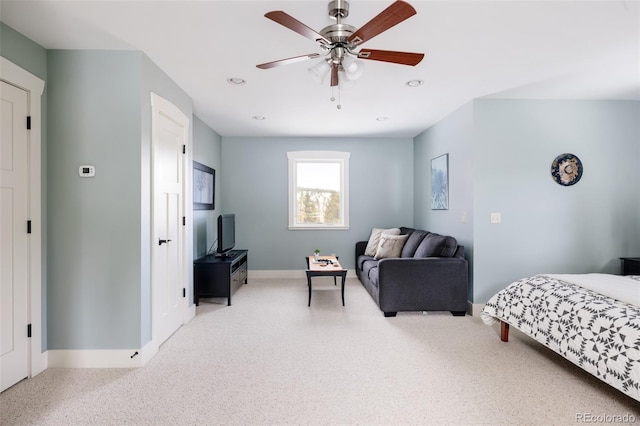 bedroom featuring ceiling fan