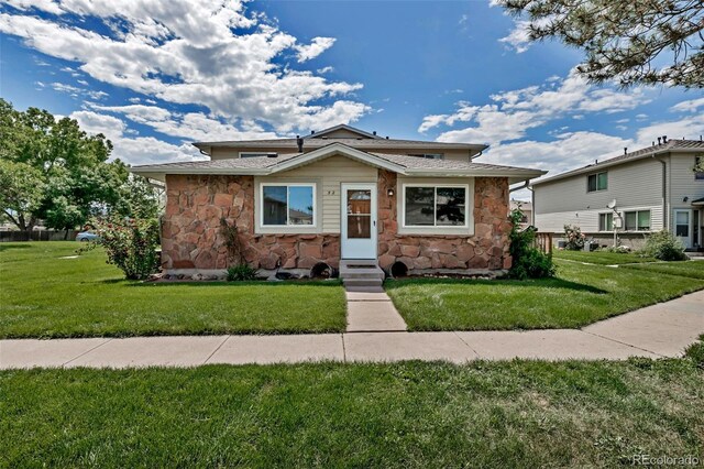 3354 S Flower St Unit 52, Lakewood, CO 80227 - photo 1