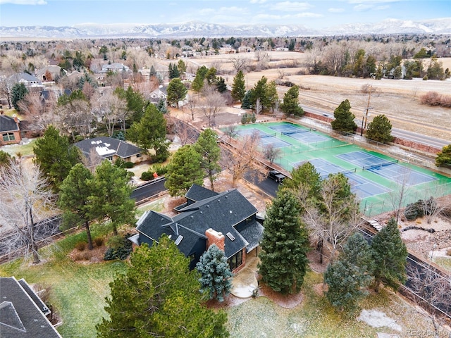 birds eye view of property featuring a mountain view