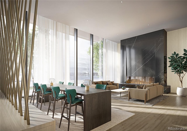 525 18th St Unit 1210, Denver, CO 80202 - common area featuring expansive windows