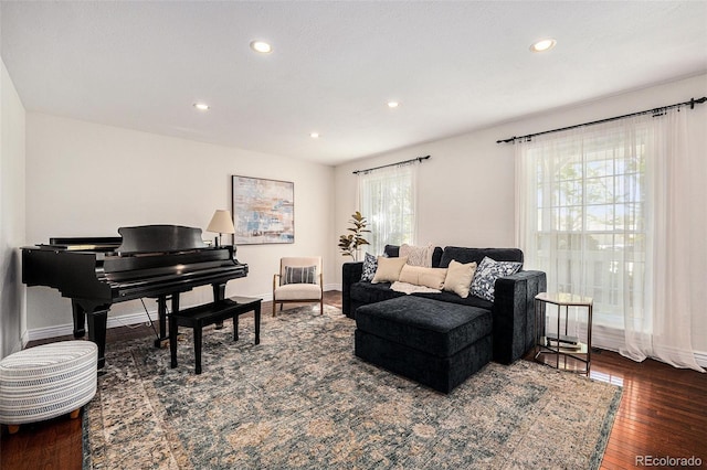 10247 W Roxbury Pl, Littleton, CO 80127 - living area featuring wood finished floors, recessed lighting, and baseboards