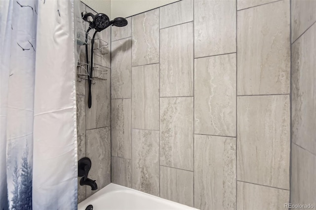 2280 S Oswego Way Unit 104, Aurora, CO 80014 - bathroom with shower / tub combo with curtain