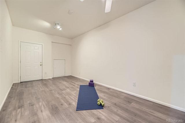 4221 S Blackhawk Cir Unit 7G, Aurora, CO 80014 - unfurnished room with wood finished floors and a ceiling fan