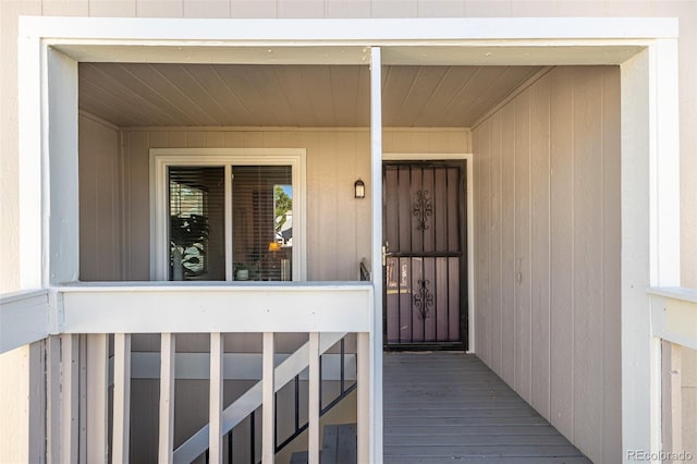 view of property entrance