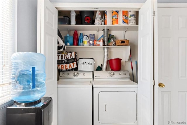 laundry room with plenty of natural light and independent washer and dryer