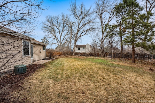 view of yard featuring fence