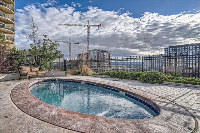 view of swimming pool