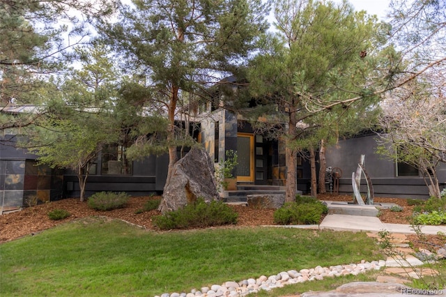 1070 Cypress Way, Castle Rock, CO 80108 - view of front of home featuring a front yard and stucco siding