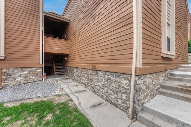 4283 S Salida Way Unit 8, Aurora, CO 80013 - entrance to property with crawl space