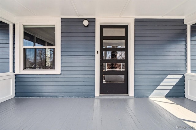 property entrance with a porch