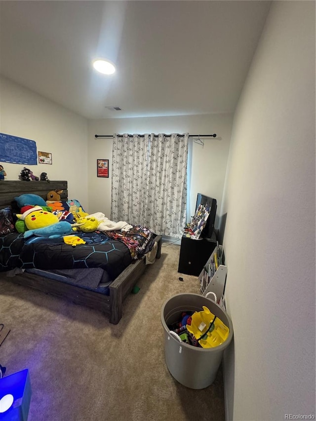 view of carpeted bedroom