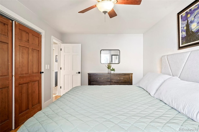 bedroom with a ceiling fan