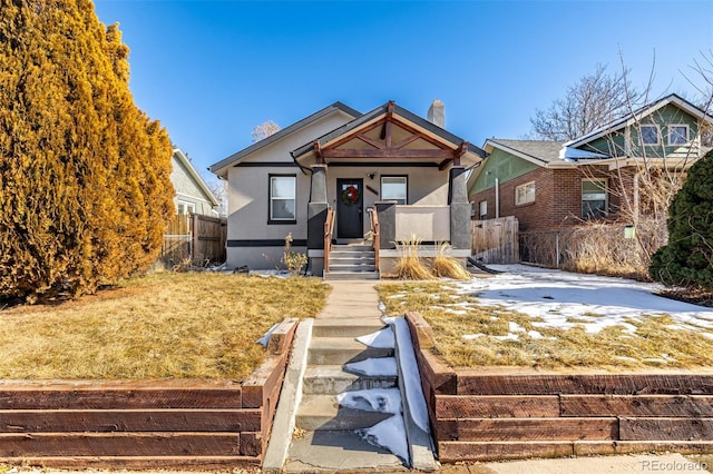 view of front of house featuring a porch